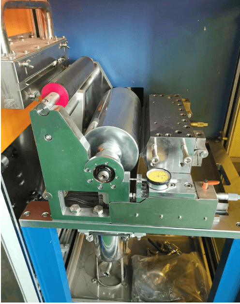 Slit Extrusion Slot Die Electrode Coating Machine Slit Extrusion Slot Die Electrode Coating Machine