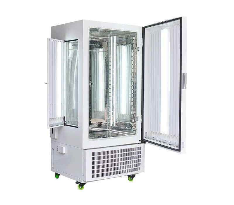 Illuminated Incubator