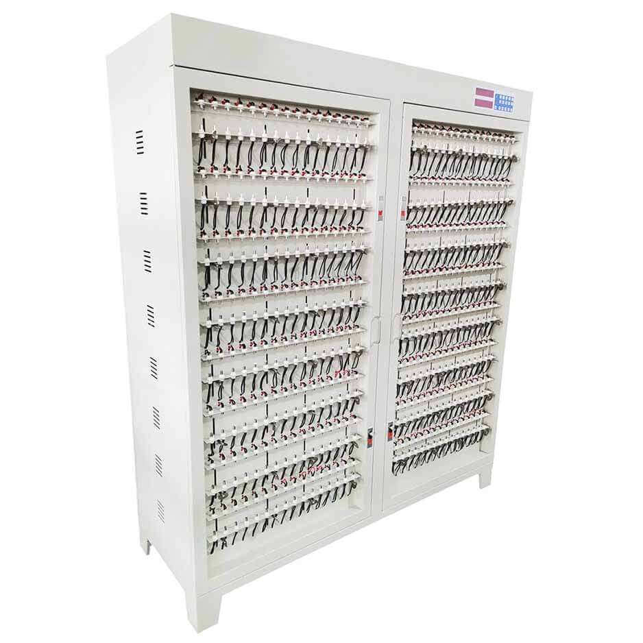 512 channel battery tester