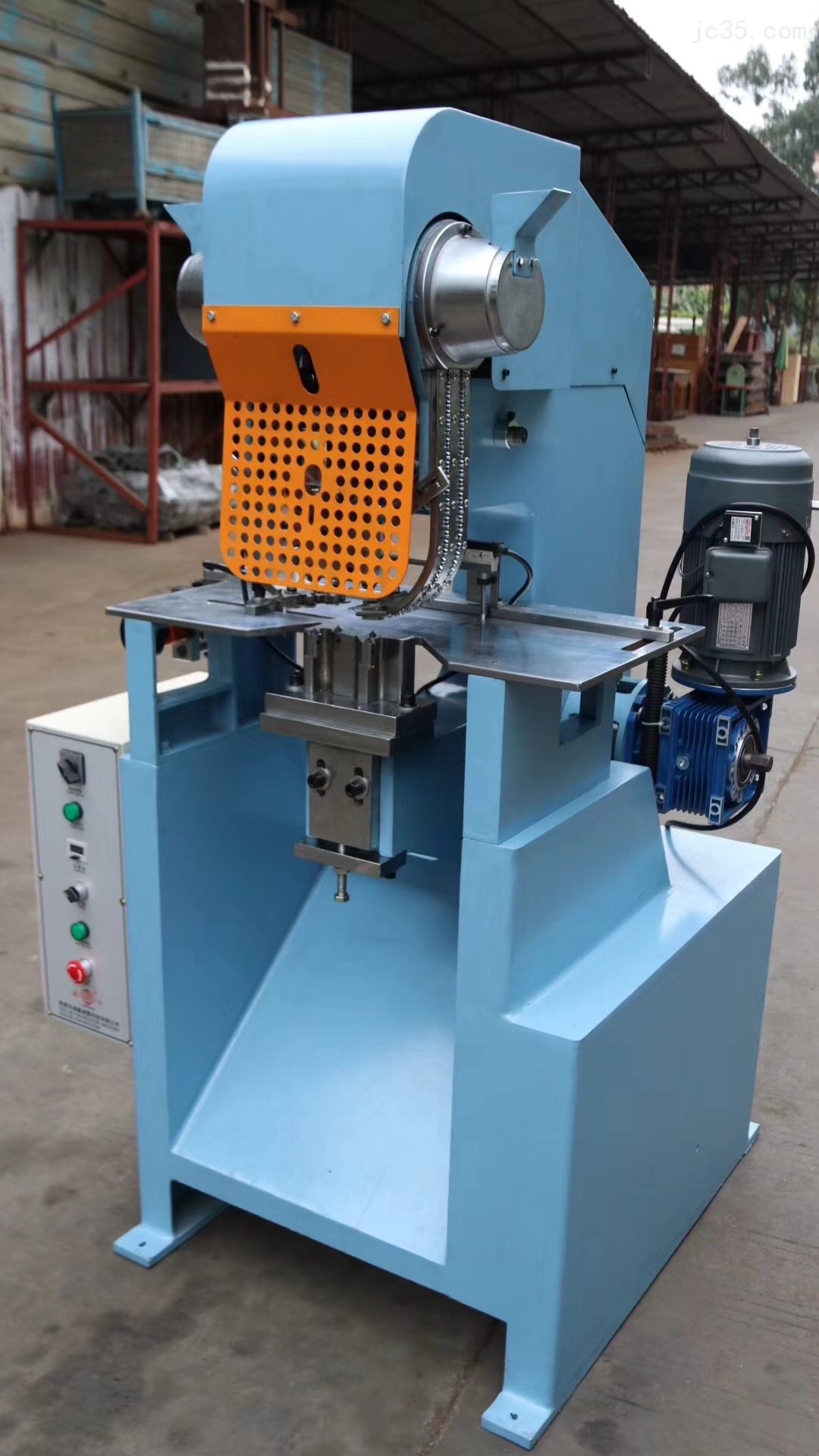 riveting machine